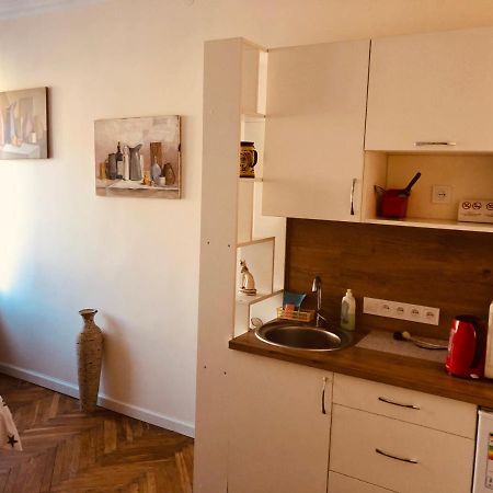 Gallery Apartment Lviv Exterior photo