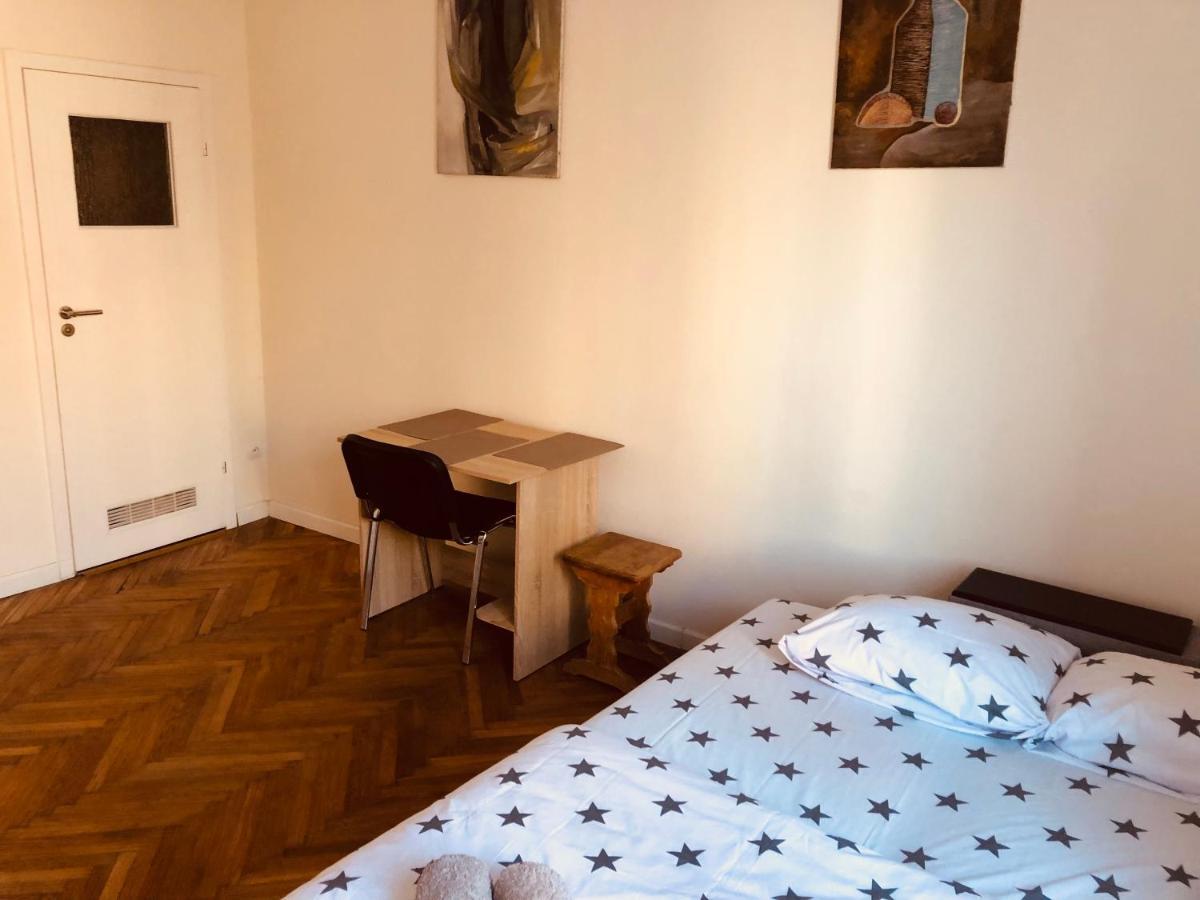 Gallery Apartment Lviv Exterior photo